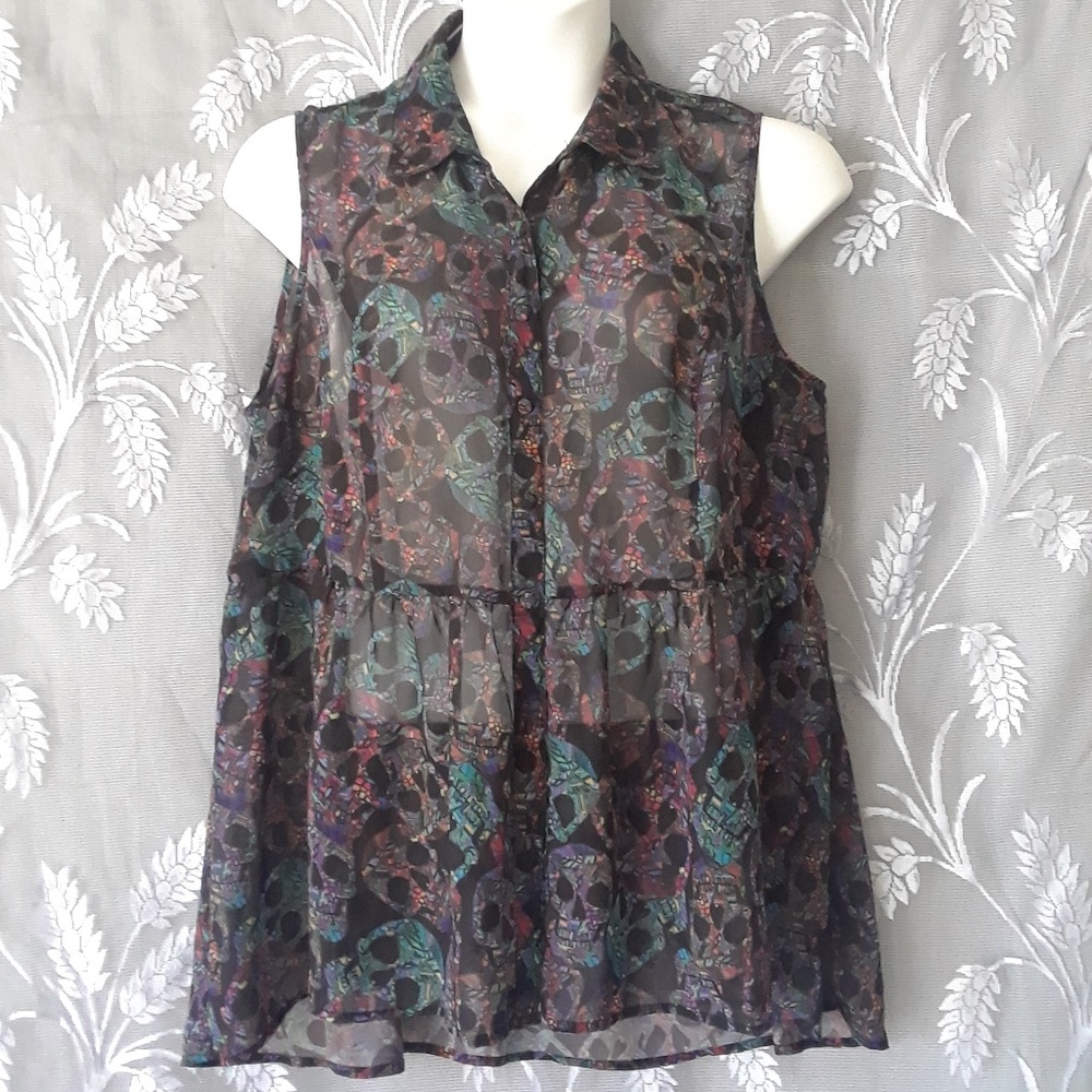 Torrid size 2 sheer sleeveless top